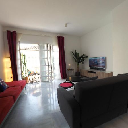 Ollerias Roomalaga By Bossh Apartments Ngoại thất bức ảnh