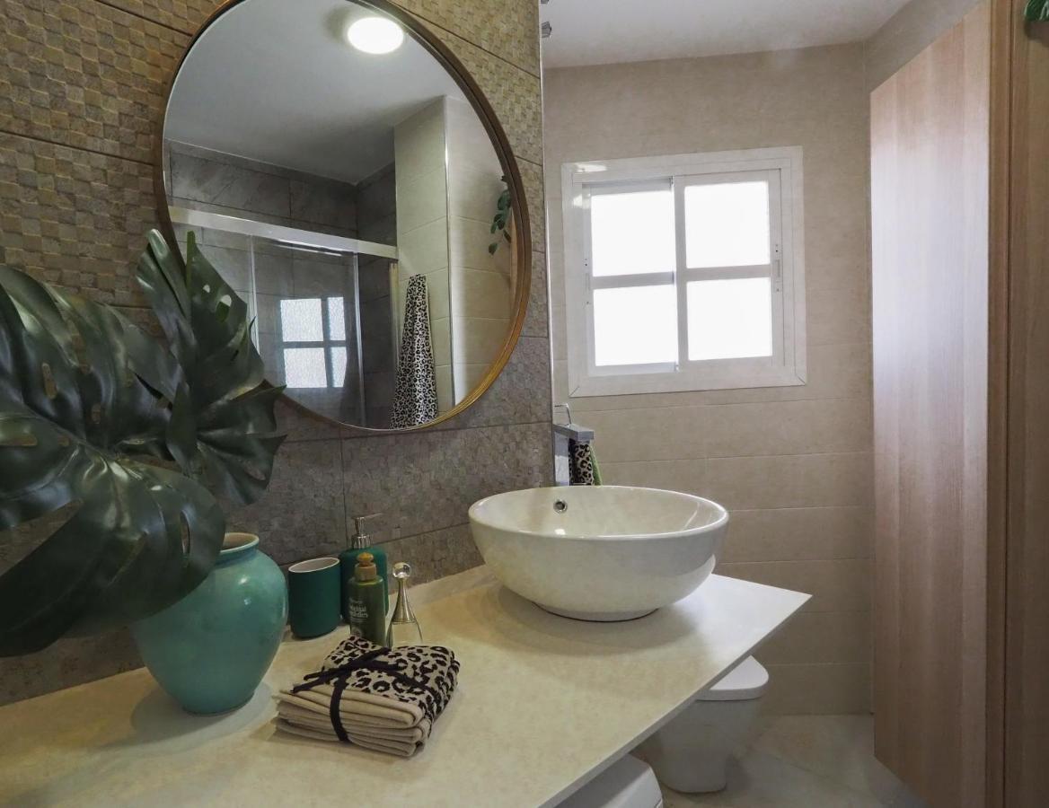 Ollerias Roomalaga By Bossh Apartments Ngoại thất bức ảnh
