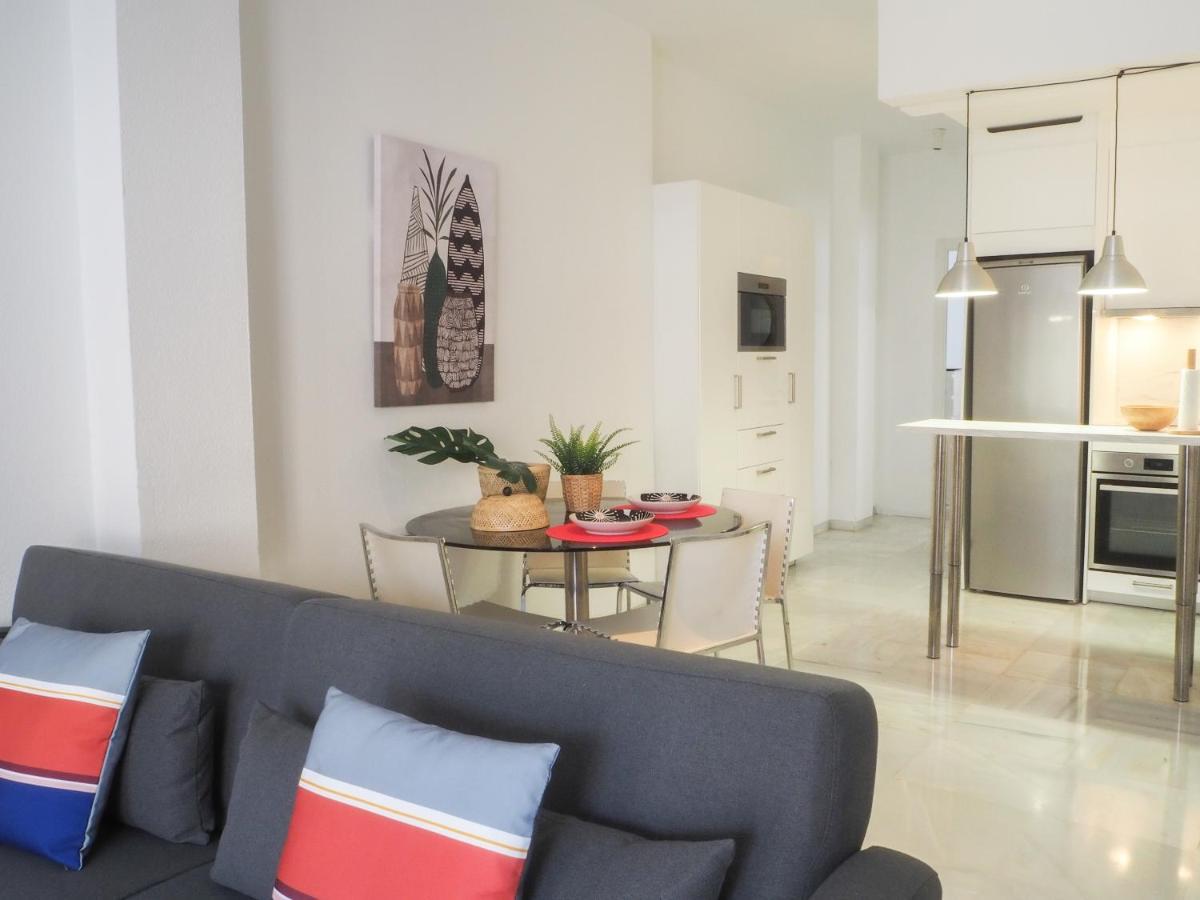 Ollerias Roomalaga By Bossh Apartments Ngoại thất bức ảnh